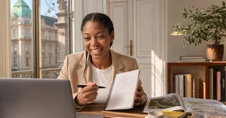 Barbara Sharon, professora e tutora de português brasileiro